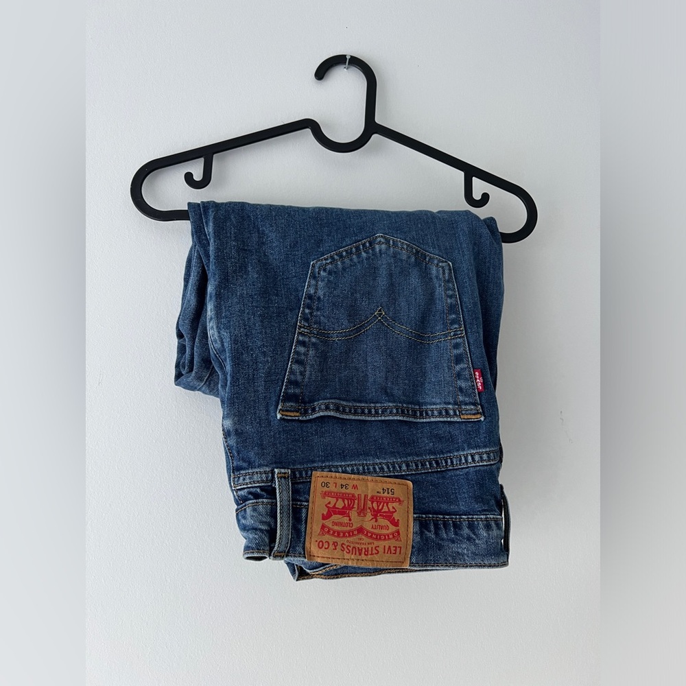 Levi’s Dark Wash Jeans